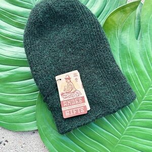 Andes Gifts Fair Trade 100% Alpaca Fiber Knitted Beanie - NWT